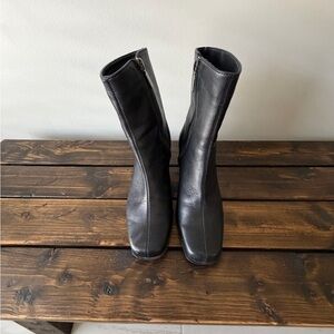 Women's Black Leather Mid-Calf Zip Boots